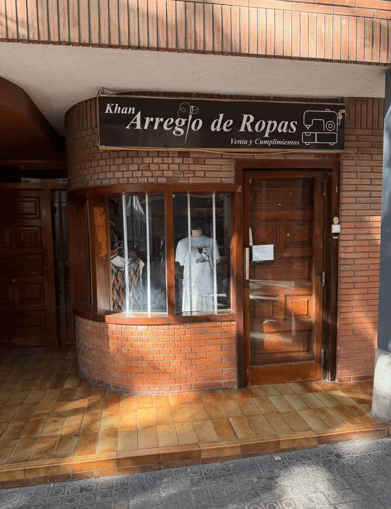 Arreglos de ropa SASTERIA, Barcelona